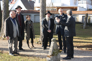 Begehung des jüdischen Friedhofs