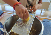 Kinderkochkurs im Dreifaltigkeitskloster: Kartoffelpuffer von und für kleine Gourmets