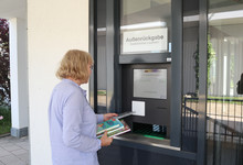 Bücher und Medien jederzeit zurückgeben – Rückgabeautomat ab 1. Juni im Einsatz